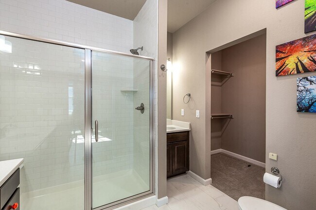 Building Photo - Townhouse For Rent - Wolf Ranch