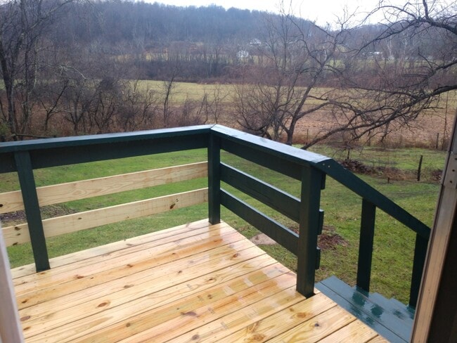 Building Photo - 203 Old Pittsburgh Rd