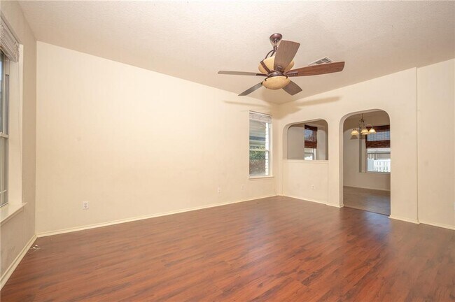 Building Photo - 1707 Big Bend Dr