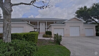 Building Photo - Luxury End Unit 3/2 Condo in Reunion