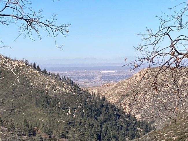Building Photo - Magnificent Alpine Chalet with Breathe Tak...