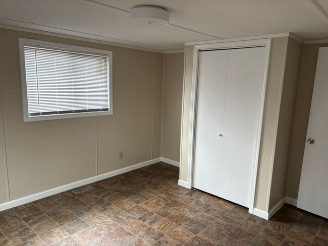 Building Photo - 810 Hayes Crossing Rd