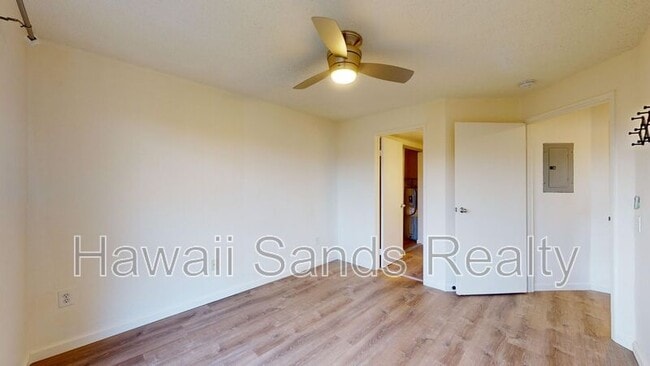 Building Photo - 91-1201 Kaneana St.