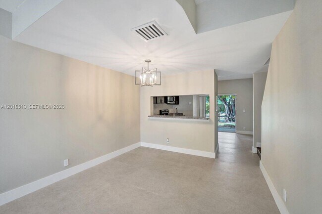 Building Photo - 43 Simonton Cir