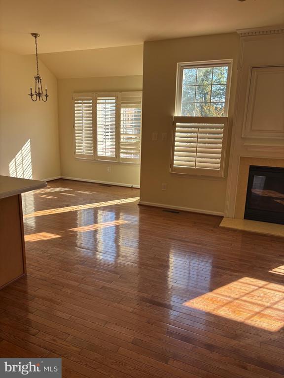 Building Photo - 43725 Banshee Heights Terrace