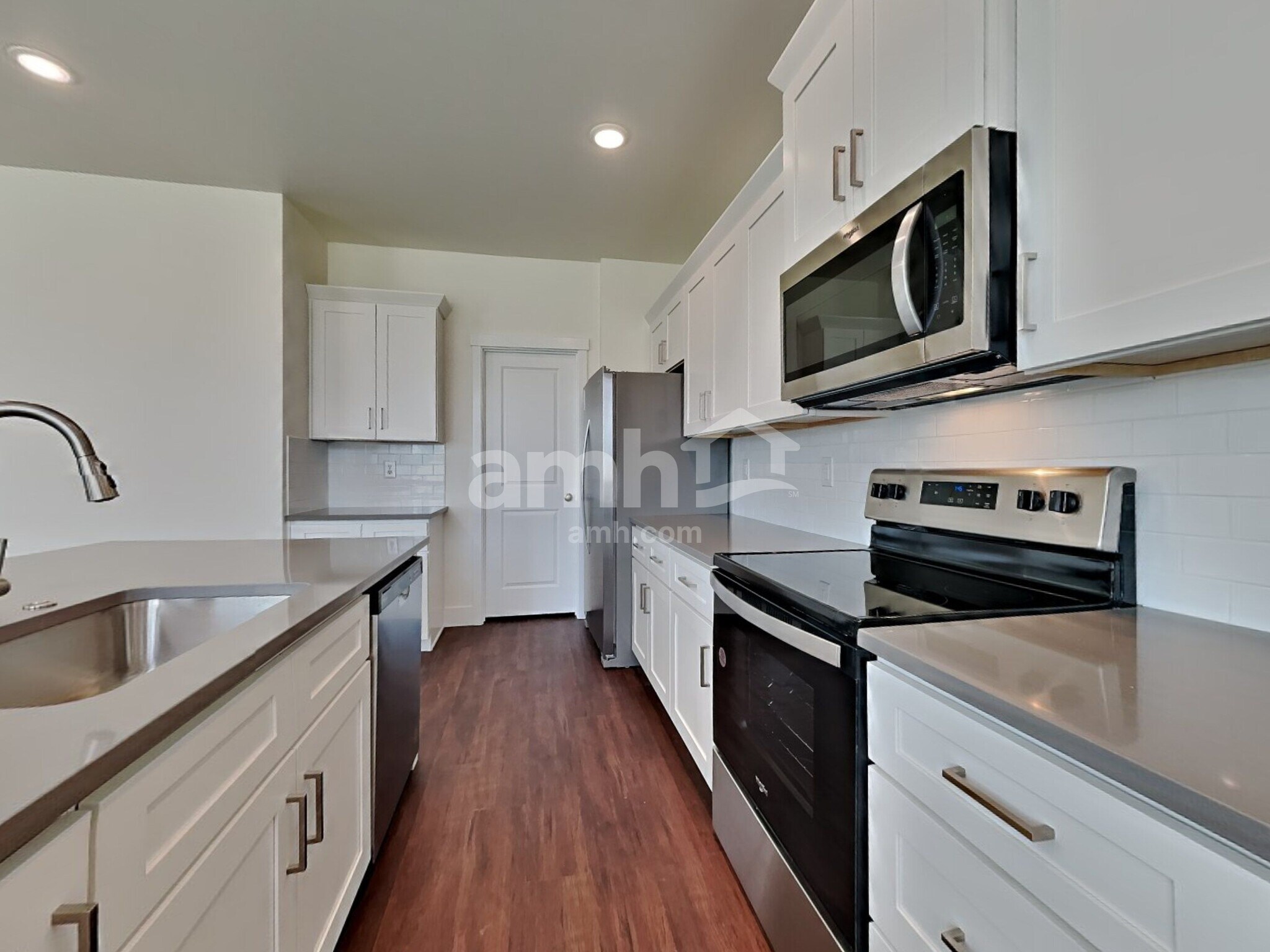 Building Photo - 1320 Alderleaf Ave