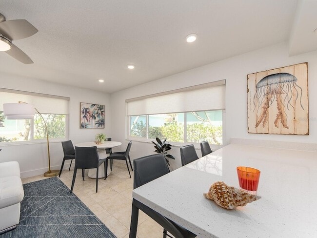 Building Photo - 241 Skiff Point