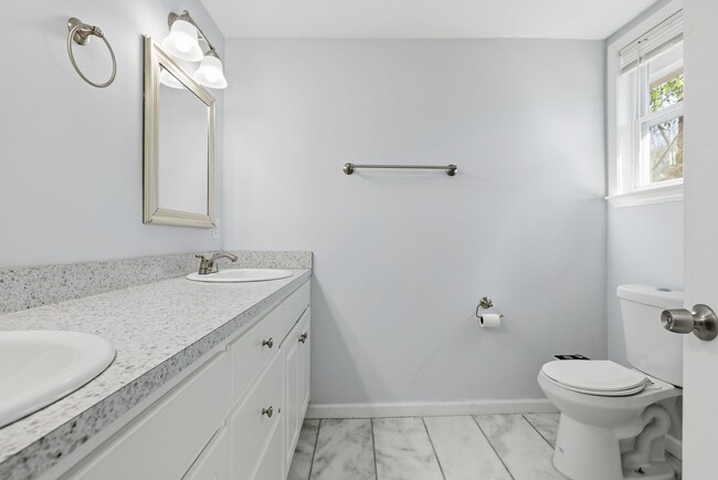 Building Photo - Downtown 3BR 2BA with Fenced Yard – 10 Minutes to Fort Benning