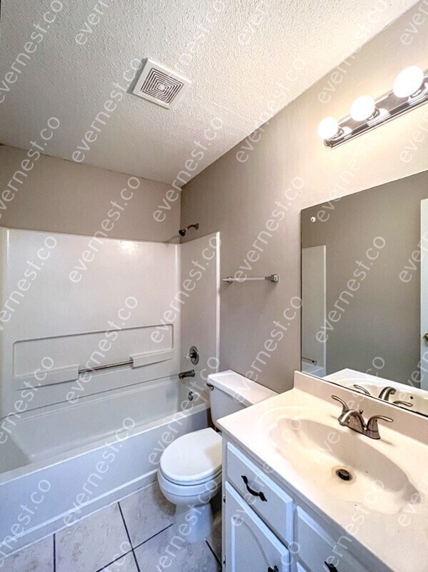 Building Photo - 3455 Lynnfield Cove