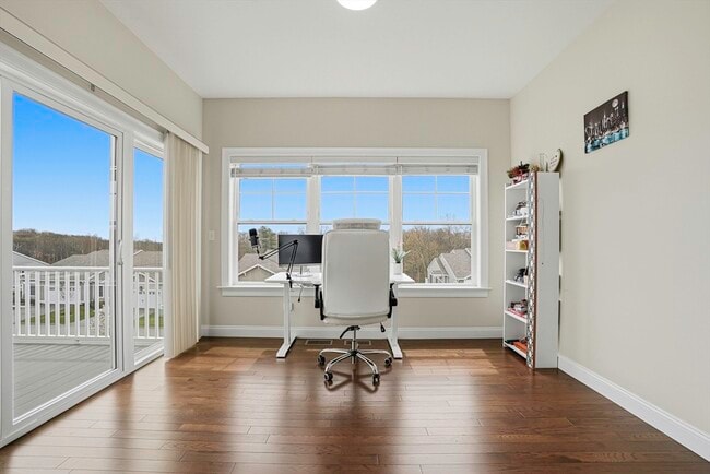 Building Photo - 52 Logan's Run