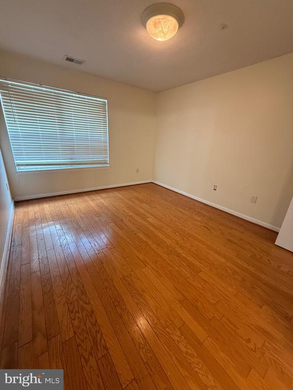 Building Photo - 14203 Wolf Creek Pl