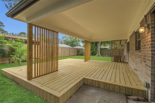 Building Photo - 4534 Towergate Dr