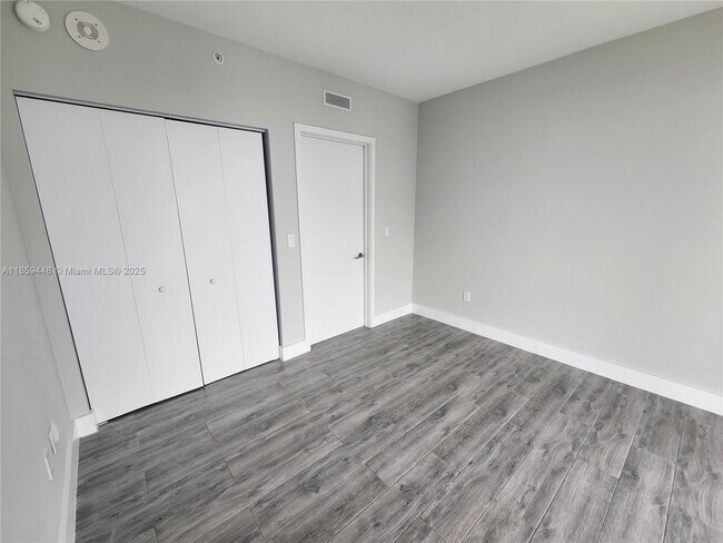 Building Photo - 1300 S Miami Ave
