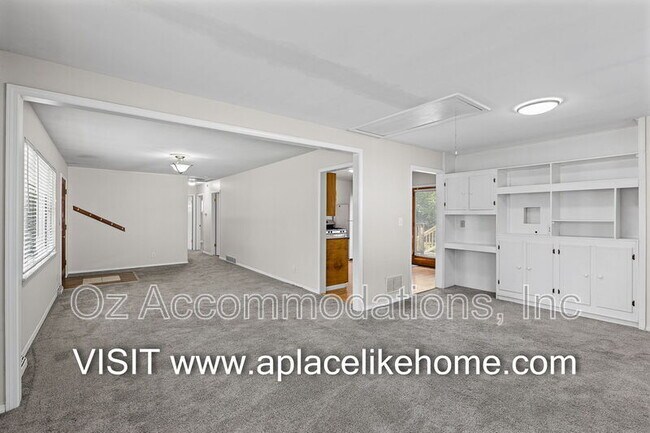 Building Photo - 11414 Norton Ave