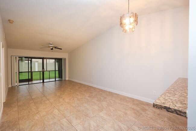 Building Photo - 10127 Boca Bend E