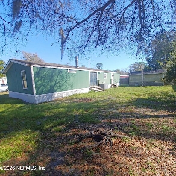 Building Photo - 10262 Roadway Dr