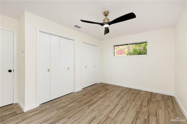 Building Photo - 18 Santa Fe St