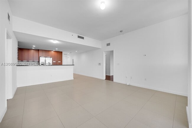 Building Photo - 7901 Hispanola Ave