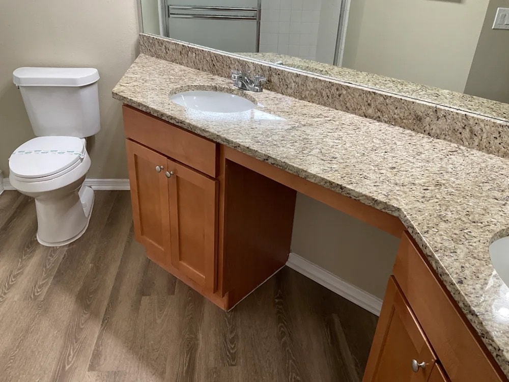 Building Photo - 1624 Elmstead Ct