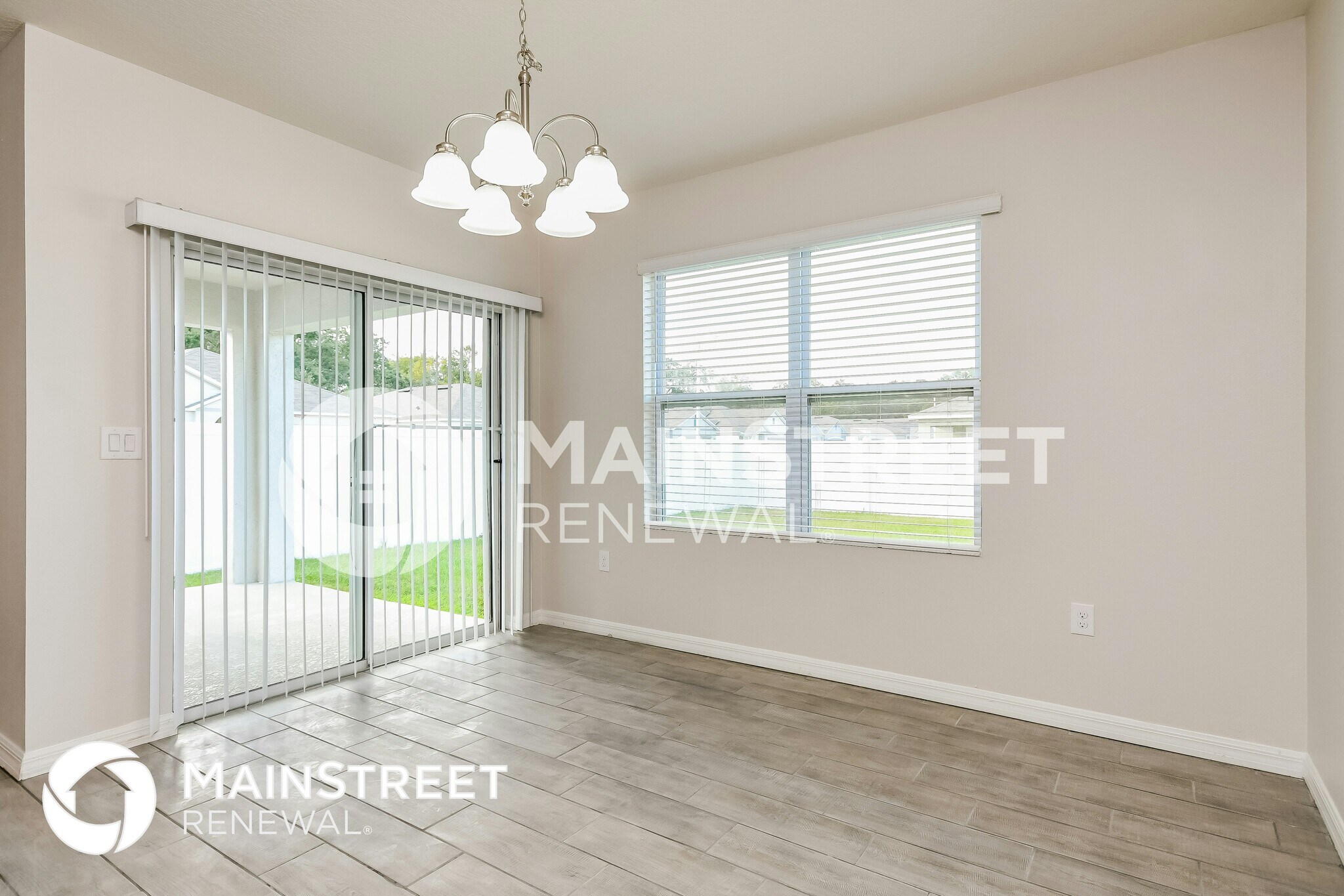 Building Photo - 703 Kindred Ln