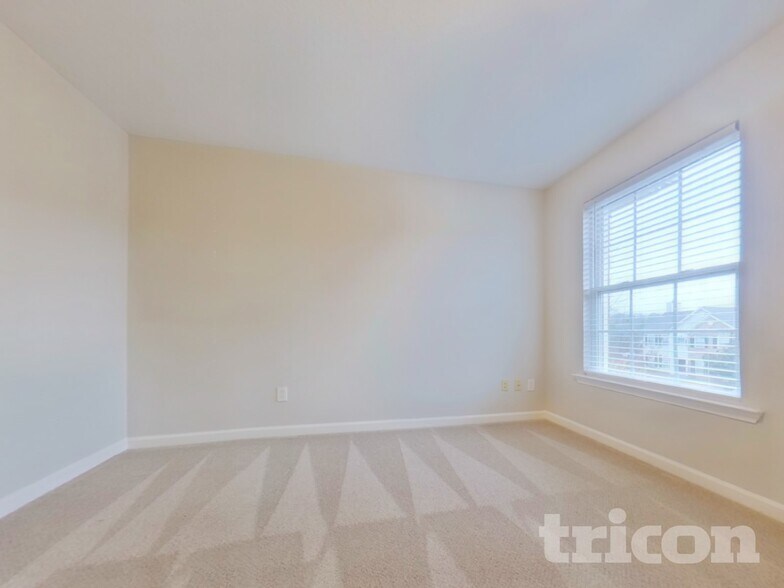 Building Photo - 1121 Corkscrew Way