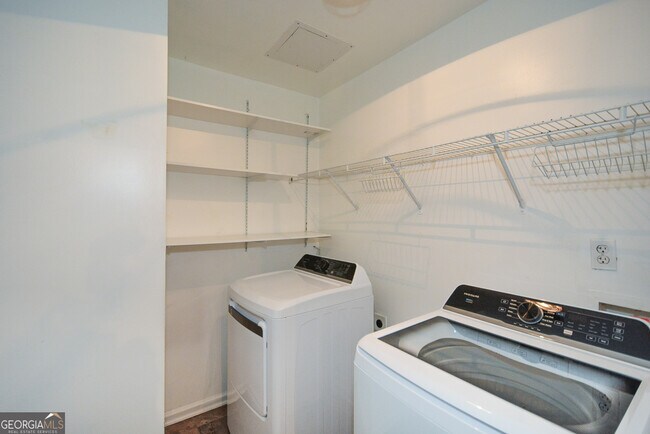 Building Photo - 137 Baywood Crossing