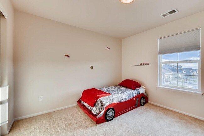 Building Photo - Welcome to Copperleaf!! Beautifully Mainta...