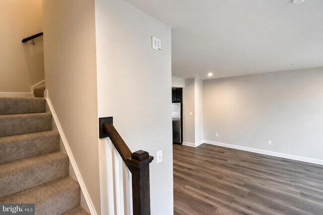 Building Photo - 340 Paca Gardens Ln