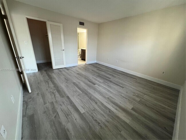 Building Photo - 5731 NW 37th St