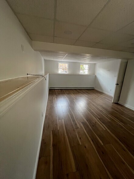 Building Photo - 222 Primrose Hill Rd