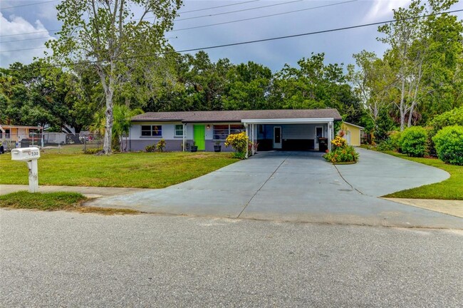 Building Photo - 230 N Briggs Ave