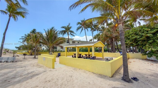 Building Photo - 1391 S Ocean Blvd