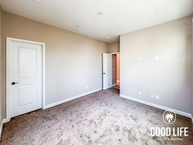 Building Photo - 16755 Coyote Bush Dr
