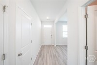 Building Photo - 146 Kraft Kove