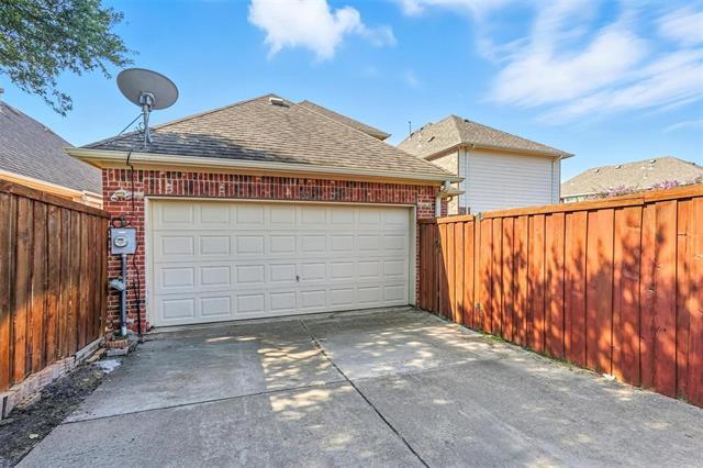 Building Photo - 2101 Broadstone Dr