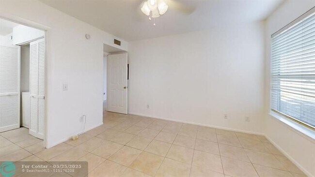 Building Photo - 1705 Palm Cove Blvd