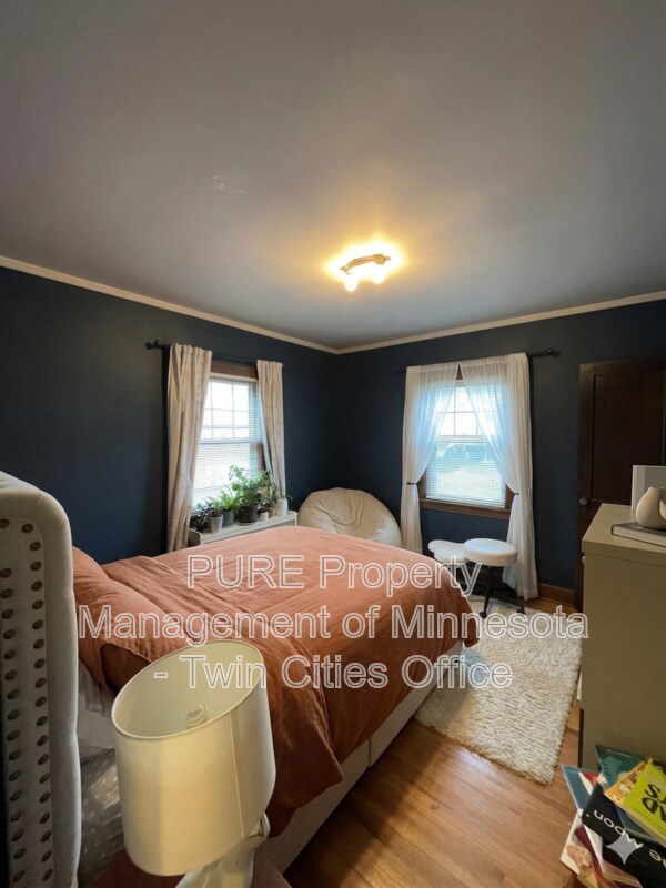 Building Photo - 4908 Chicago Ave