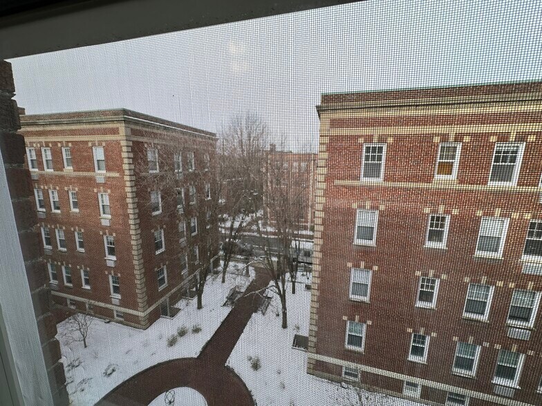Building Photo - 3 Chauncy Ln