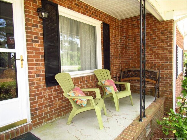 Building Photo - 531 Dewitt Williams Rd