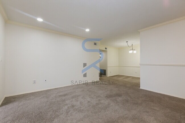 Building Photo - Move in before December 15th and get $100 OFF your rent for the first 3 months — PLUS a $250 Amaz...