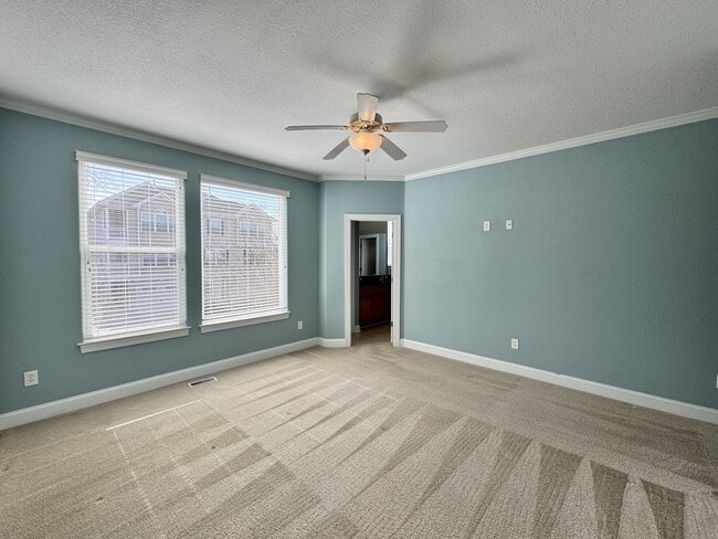 Building Photo - Ready 04-01-26! A Shadowlawn Condo w/Rooftop Deck - 3 Primary Suites - Outdoor Shower - Pet Frien...