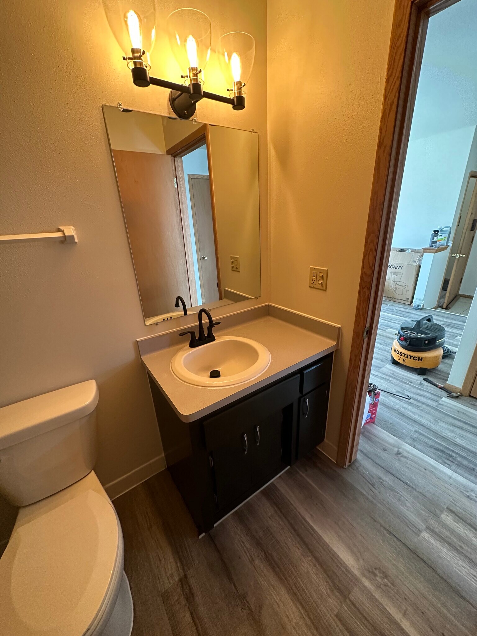 Building Photo - 214 S River St