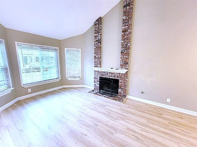 Building Photo - 28076 Wentworth