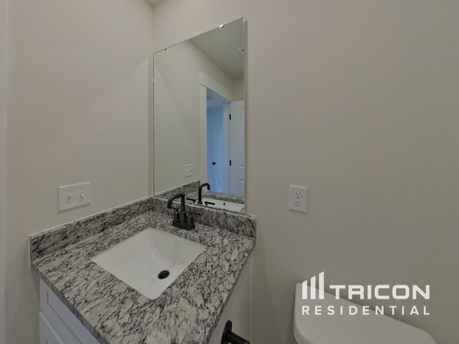 Building Photo - 1209 Crested Iris St