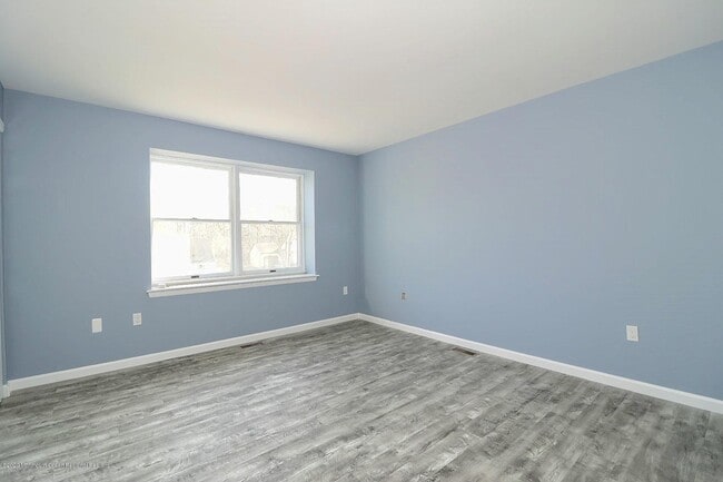 Building Photo - 207 E Winged Foot Ct
