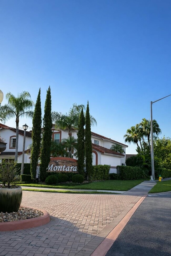 Building Photo - 3038 Marion Ave