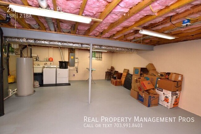 Building Photo - 2400 Andorra Pl