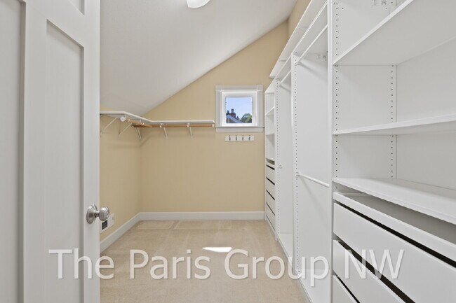 Building Photo - Picturesque Seattle Craftsman in a Private Bryn Mawr Enclave *Amazing Views *Central A/C *Tons of...