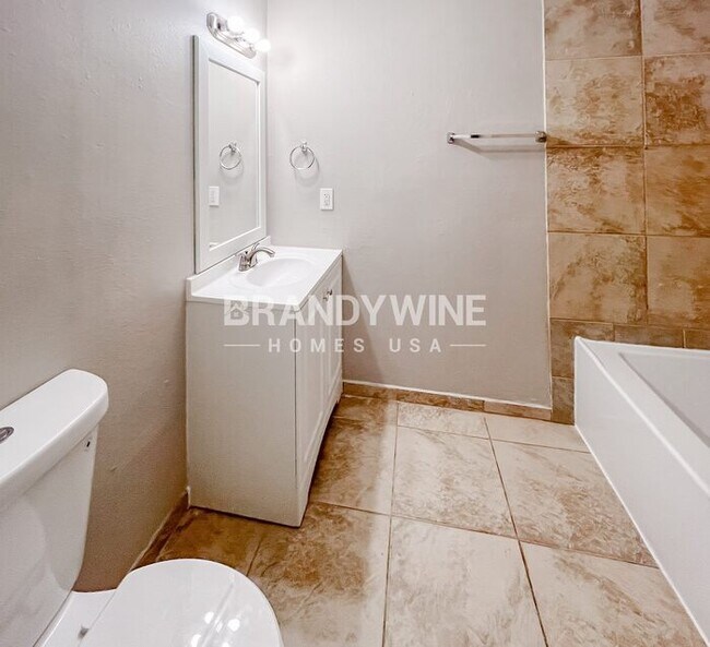 Building Photo - 4426 Mint Dr