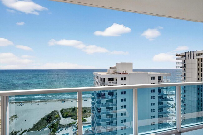 Building Photo - 801 Briny Ave